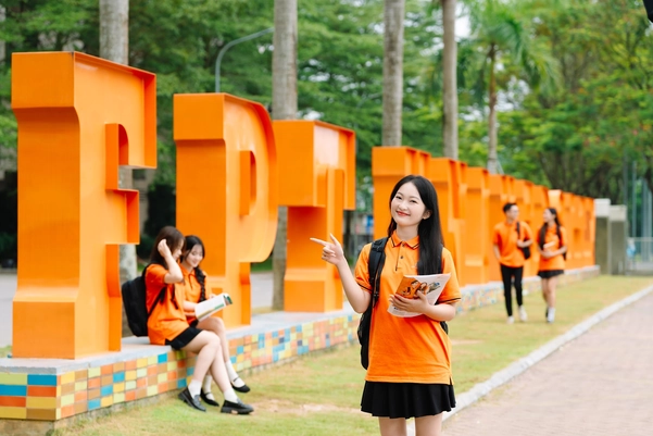 Tổng hợp môi trường đại học hàng đầu tại Thủ đô cho khối ngành xã hội & kinh tế